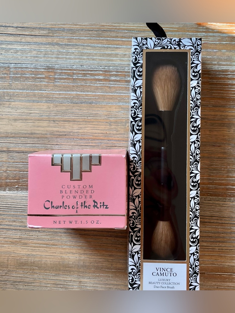 Vince Camuto Duo Face Brush & Vintage Charles of the Ritz Powder Bundle NIB